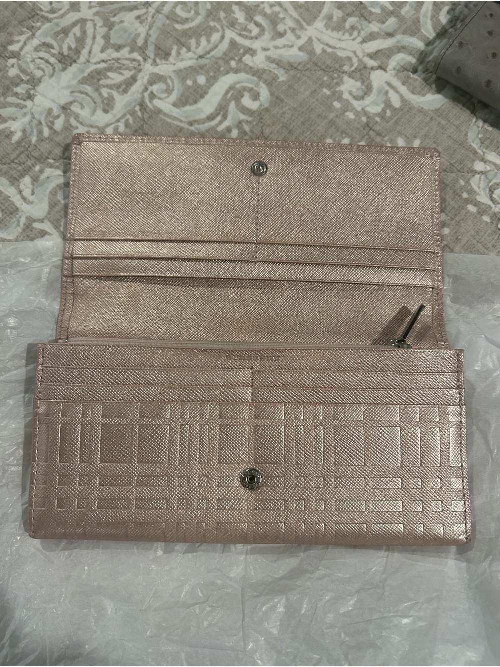 Burberry Metallic Rose Gold Check Clutch Wallet - Picture 2 of 10